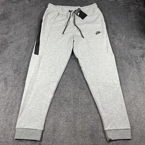 Nike‎ Dri Fit Men's Size XL Tech Fleece Standard Fit Tapered Drawstring Joggers